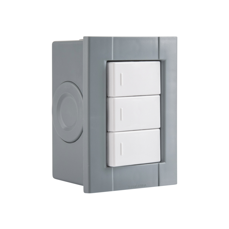 Conjunto de Sobrepor 3 Interruptores Simples 10A Liz Plastibox Tramontina