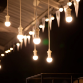 Lâmpada de LED Pera 12W 3000K Avant